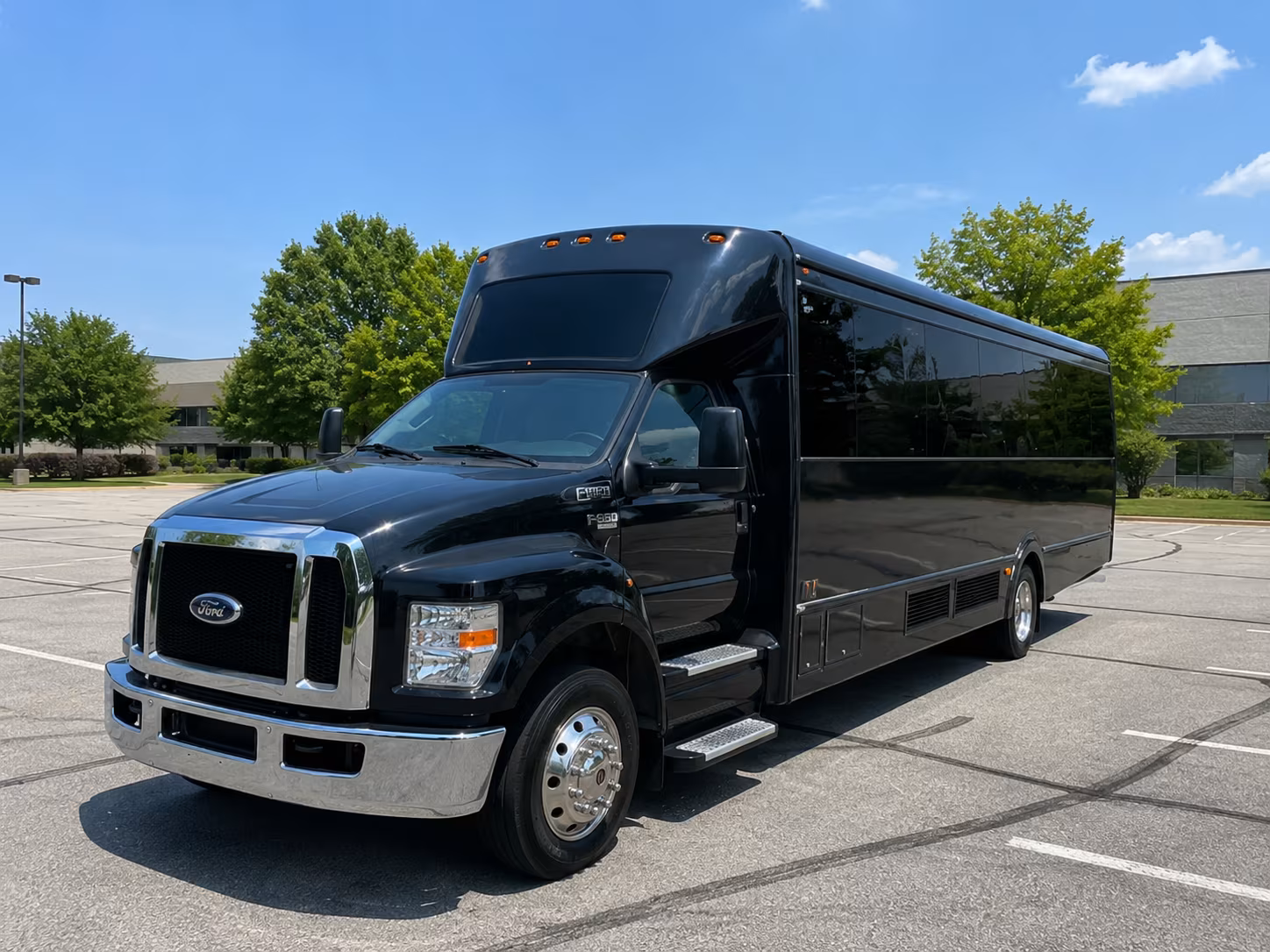 25 Passenger Party Bus