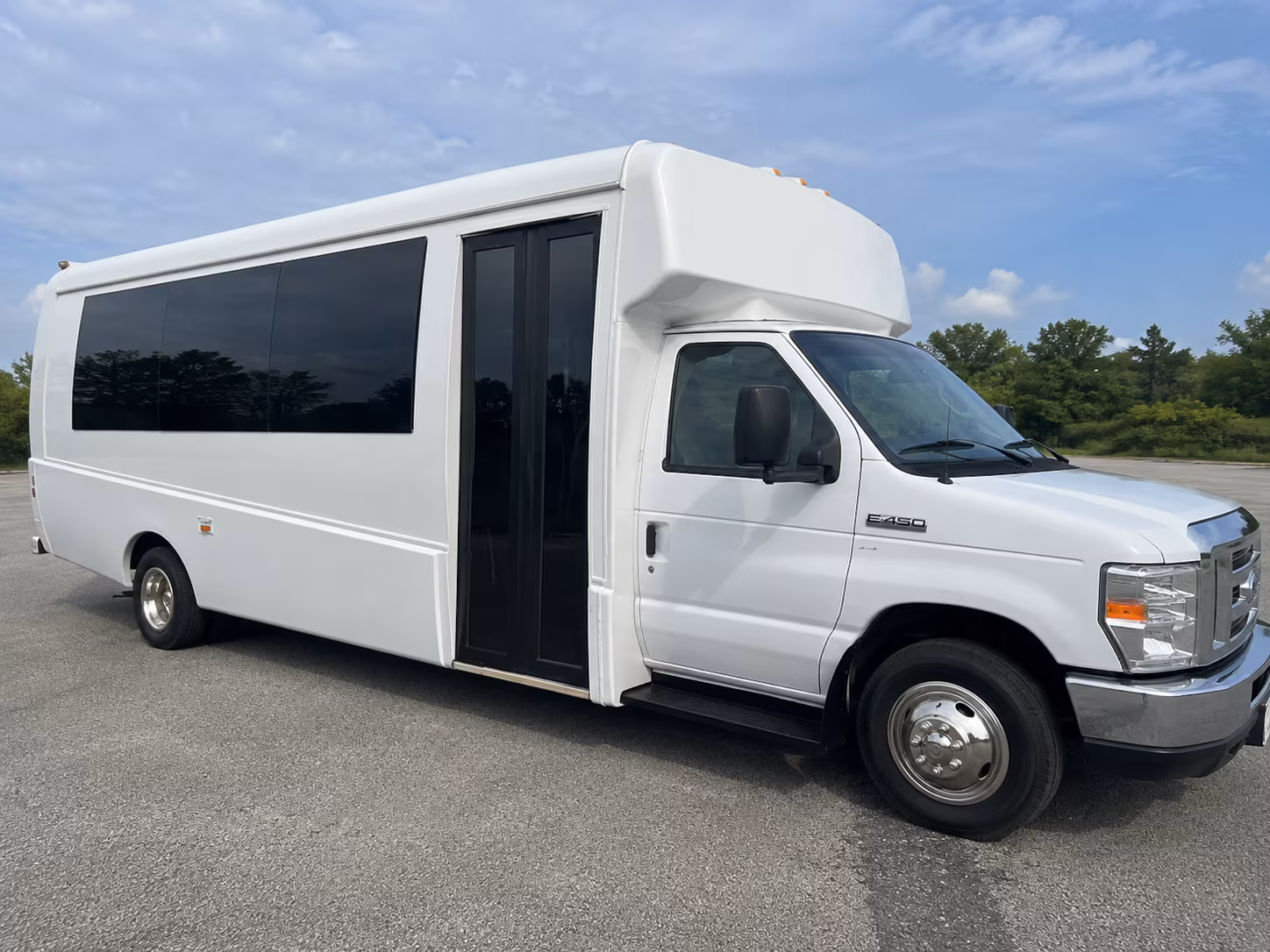 Victoria Homecoming & Prom Party Bus Rentals